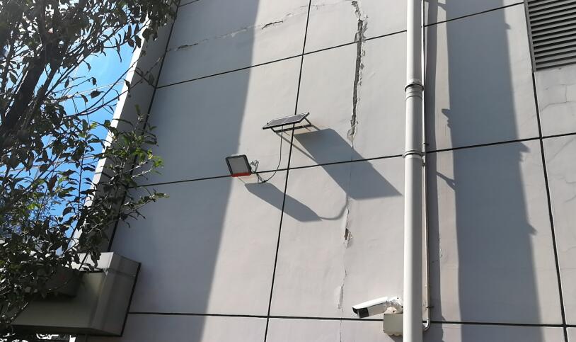 戶外道路路燈和庭院燈有什么區別