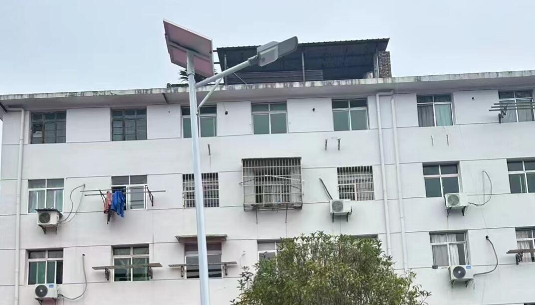 太陽能LED路燈出現問題的原因分析